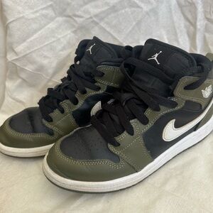 Kids Nike Air Jordans Black and Green